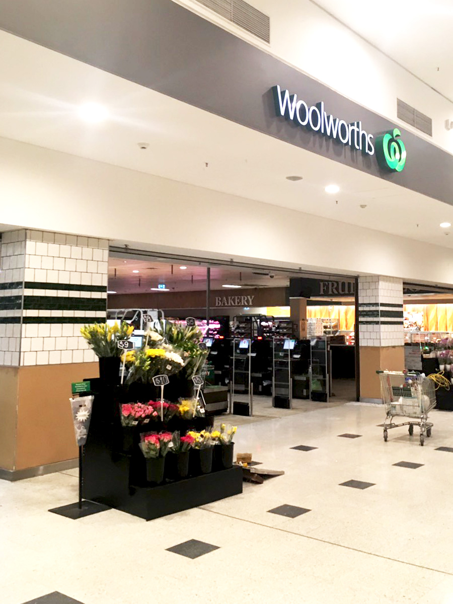 Shopping Centre Tiling Services - Commercial Tiling and Stone offers professional tiling and stone craft services. With over 20 years experience installing tiles we've successfully installed tiles in many shopping centres including Woolworths.